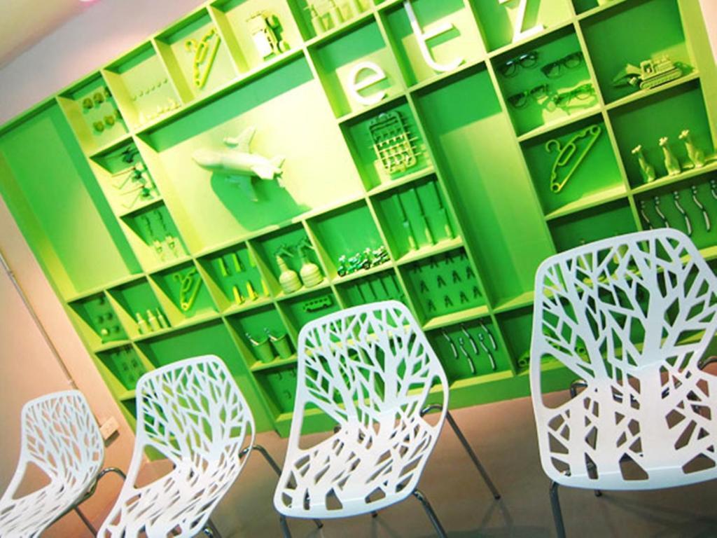 Jellybean Ezy Hostel Sathorn 曼谷 外观 照片
