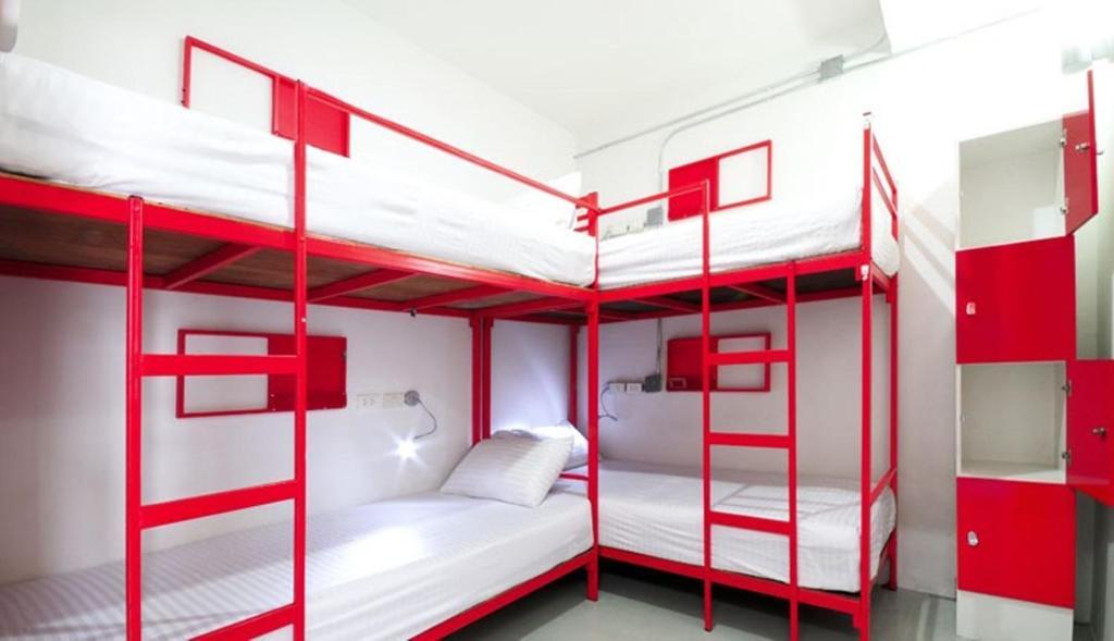 Jellybean Ezy Hostel Sathorn 曼谷 客房 照片