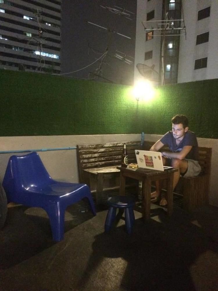 Jellybean Ezy Hostel Sathorn 曼谷 外观 照片