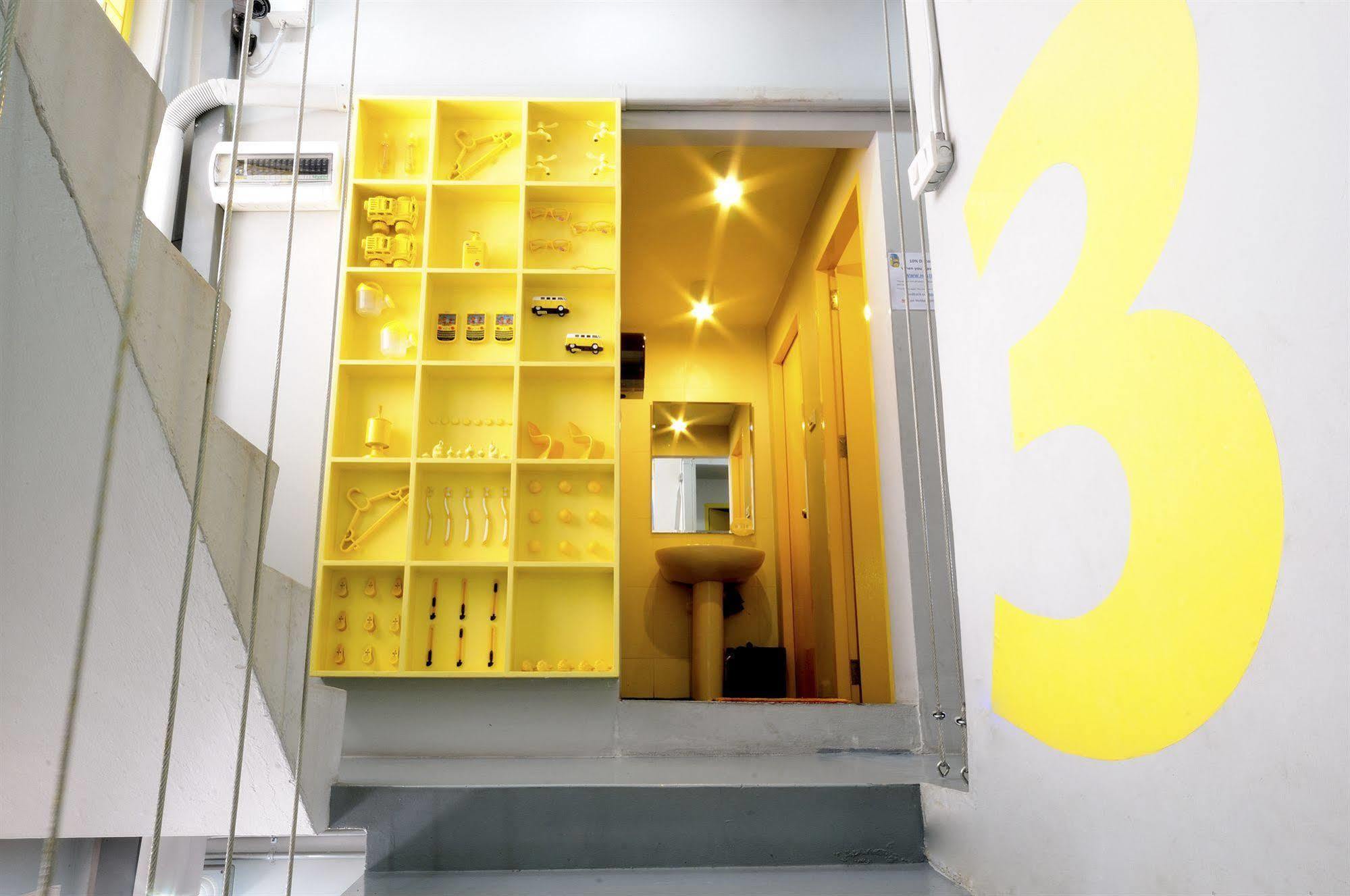 Jellybean Ezy Hostel Sathorn 曼谷 外观 照片