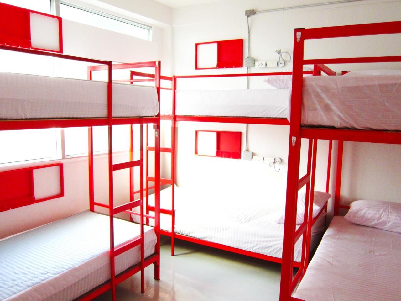Jellybean Ezy Hostel Sathorn 曼谷 外观 照片